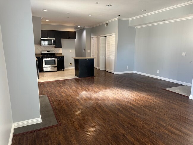 Photo - 14343 Tiara St Unit 2