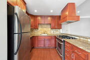 1BR, 1BA -650SF - 1236 N Flores St Apartments
