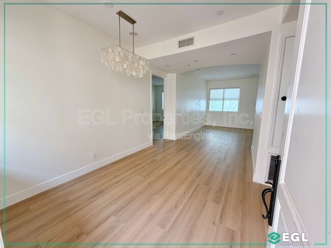 Photo - 16123 W Sunset Blvd Unit 304