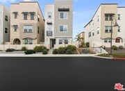 Photo - 713 Daniel Freeman Cir