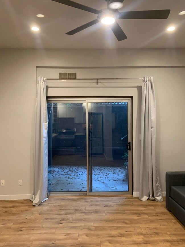 Photo - 368 Pershing Dr Unit 1