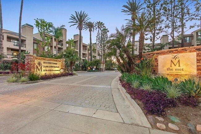Building Photo - 21520 Burbank Blvd Unit #305 Rental