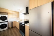 Photo - 1346 S Dunsmuir Ave Townhome