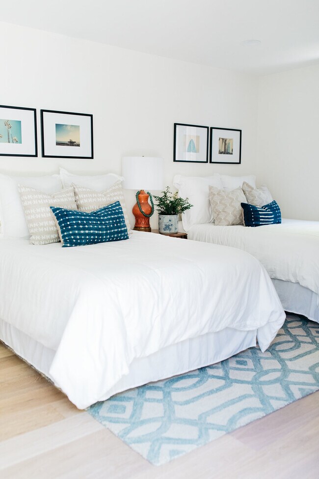 Photo - 432 Monterey Dr