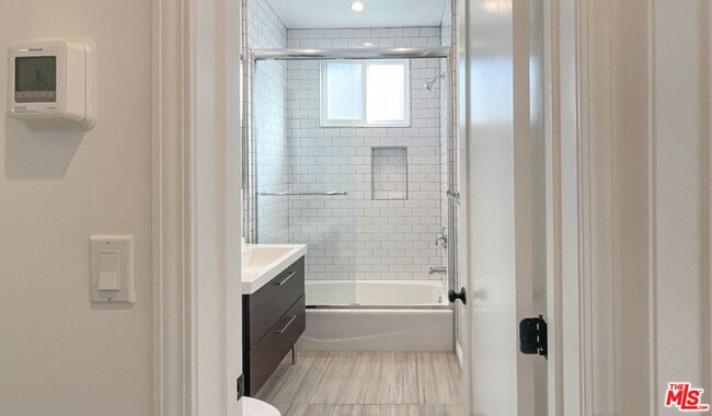 Photo - 4274 Elenda St Unit 4274