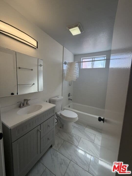 Photo - 720 N Eucalyptus Ave Unit 106