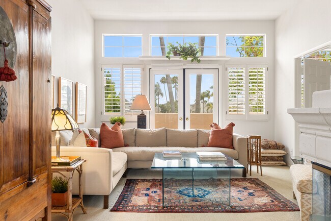 Photo - 5609 Avenida Del Parque