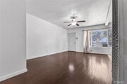 Photo - 1401 E 118th St Townhome