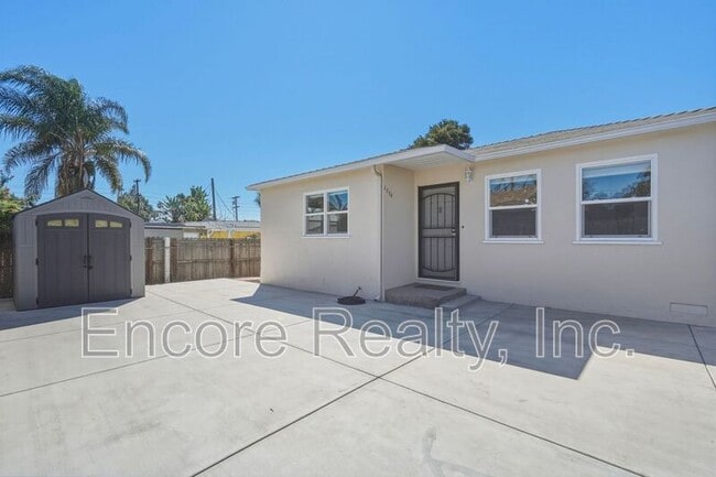 Photo - 588 1/2 McIntosh St Unit McIntosh