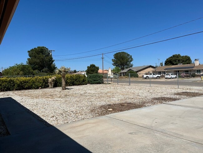 Photo - 19105 Centennial St