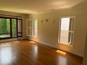 Photo - 729 N Harper Ave