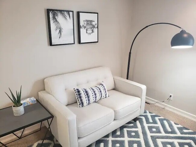 Photo - 440 Olive St Unit 440