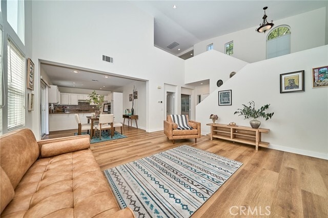 Photo - 6377 Peach Ave