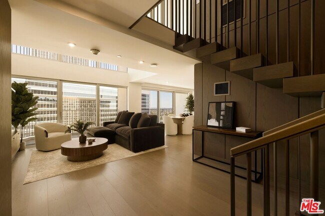 Photo - 2025 Ave of the Stars Unit 1412