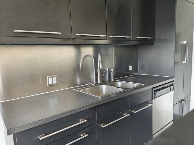 Photo - 252 3rd Ave Unit 252