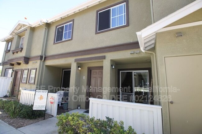 Photo - 1147 Latigo Cove House