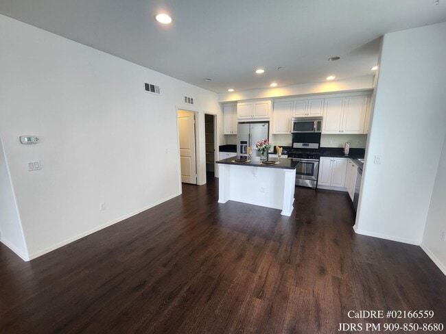 Photo - PRICE LOWERED! Upland 3 Bedroom Condo