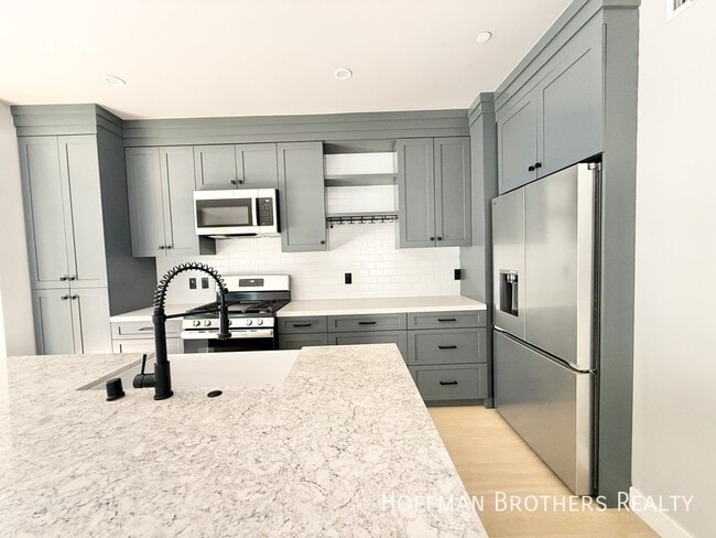 Photo - 1249 S Plymouth Blvd Unit 1249