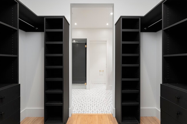 Primary Closet - Cedros Gardens