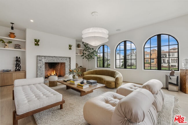 Photo - 5201 Vía Donte