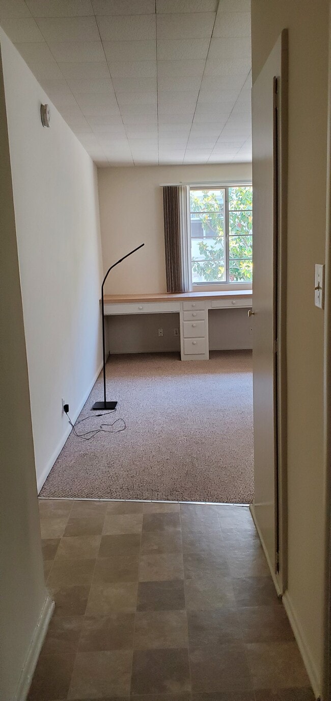 Hallway look into main rm - Westwood Apartments, Inc