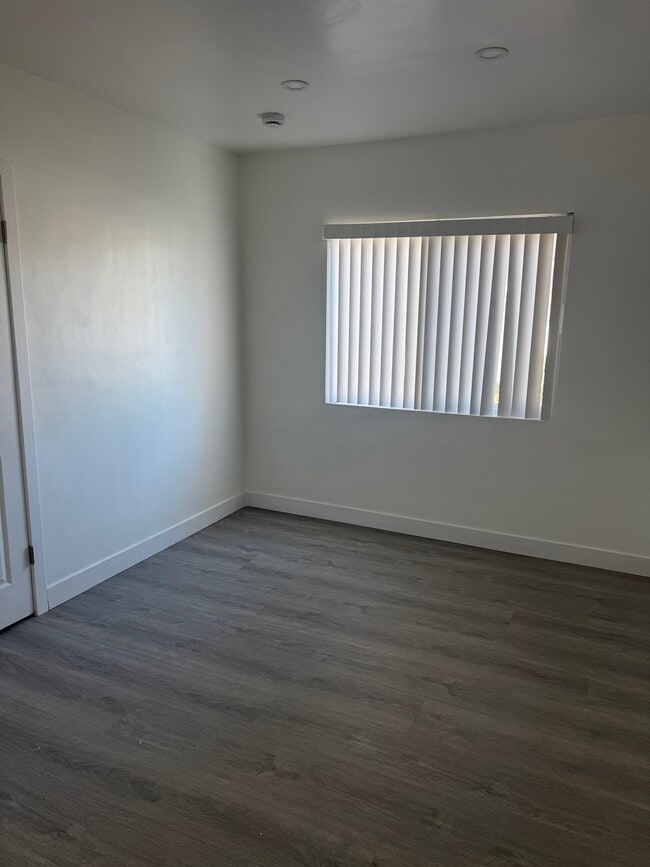 Photo - 1214 S Temple Ave Unit 2