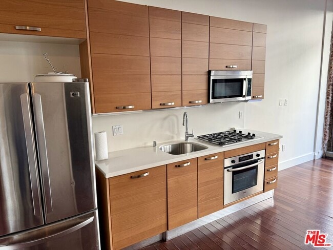 Photo - 460 S Spring St Unit 205