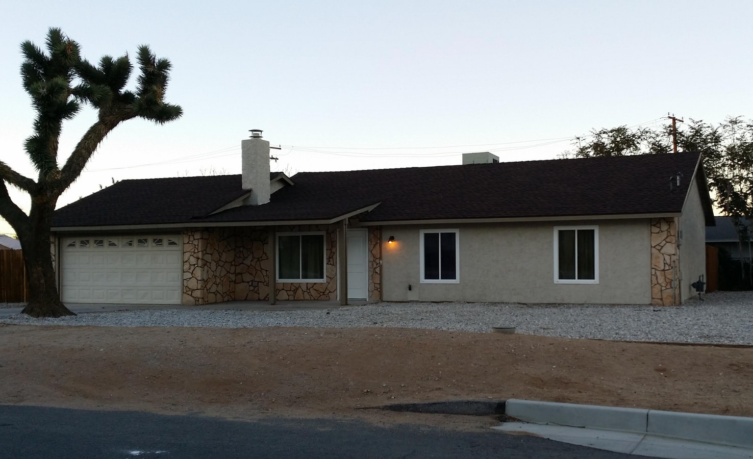 SUPER CUTE 3 BEDROOM HESPERIA HOME - SUPER CUTE 3 BEDROOM HESPERIA HOME