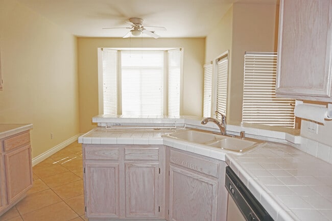 Photo - 78359 Moongold Rd