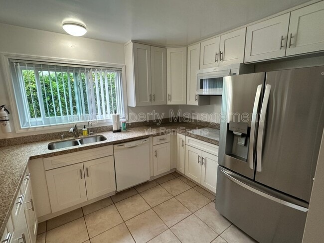 Photo - 4859 Campanile Dr