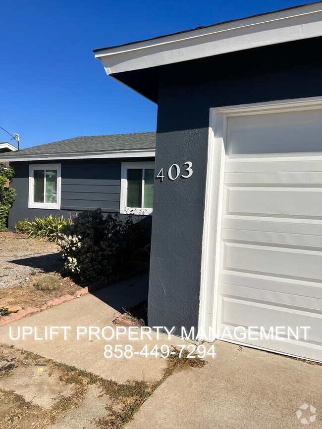 Building Photo - 3-Bedroom, 2-Bathroom w/ Garage and Large ... Rental