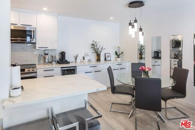 Photo - 8535 W Knl Dr Unit 212