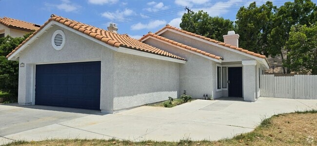 Building Photo - 543 Chelsea Way Rental