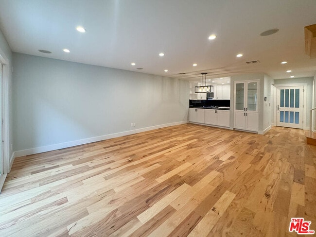 Photo - 1415 26th St Unit 3