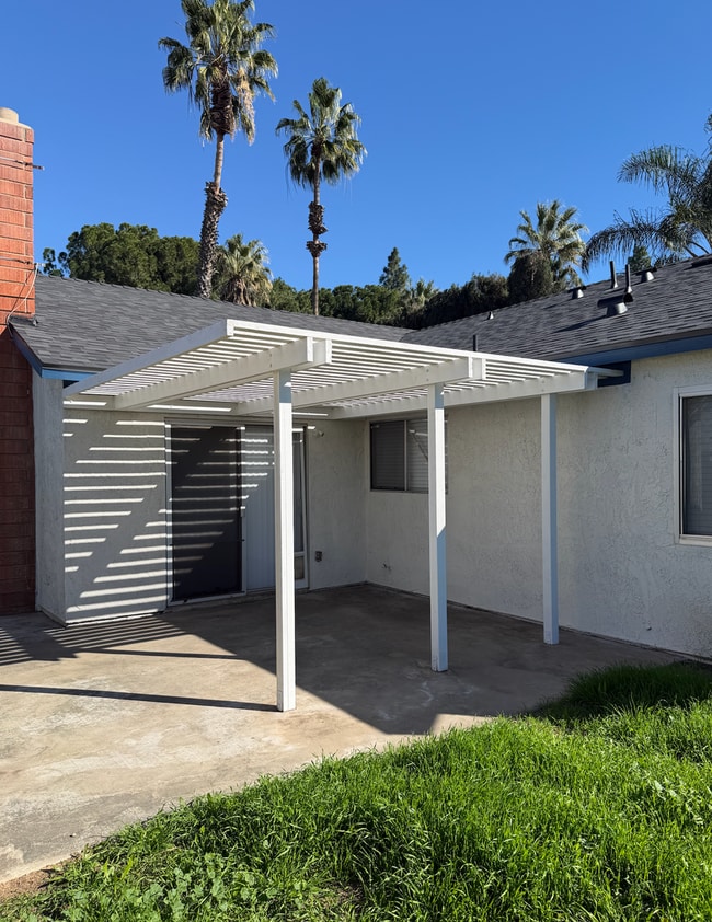 Photo - 3004 Monroe St