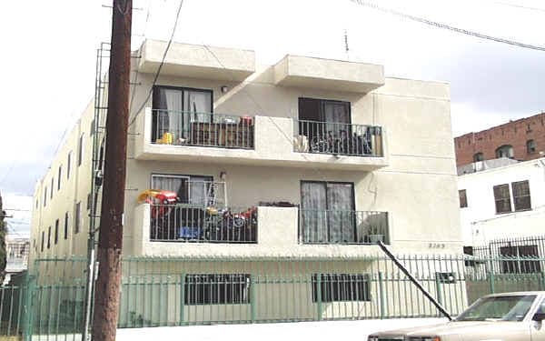 Building Photo - 2763 San Marino St. Rental