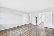 Photo - 445 W 15th St Unit 04