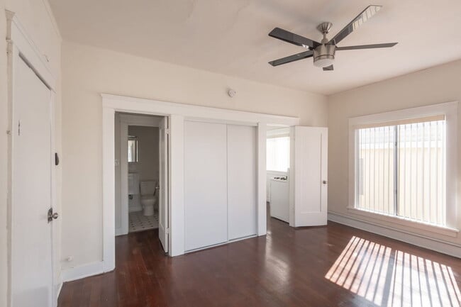 Photo - 4309 Main St Unit 101a