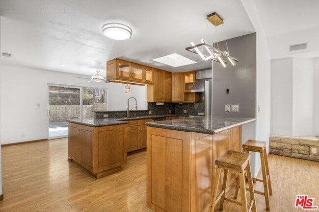 Photo - 5164 Don Pio Dr