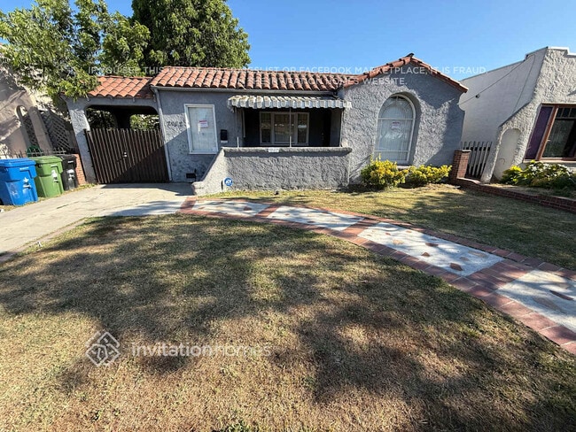 Photo - 2062 W 65th St House