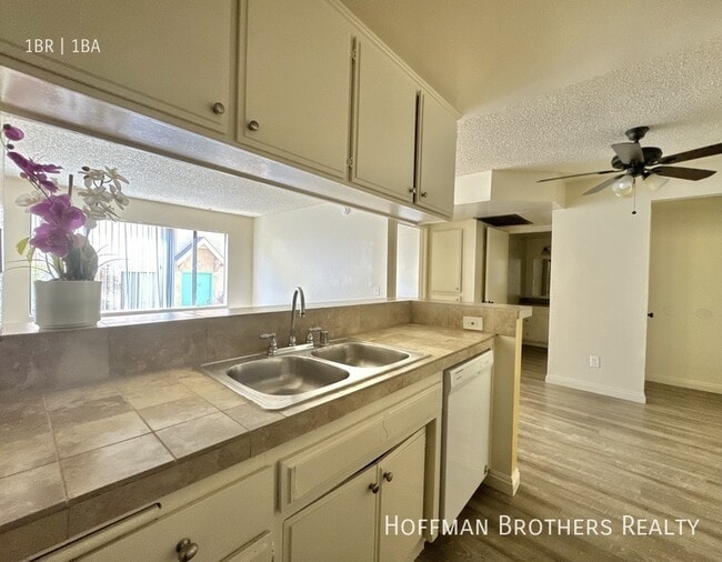 Photo - 9233 Van Nuys Blvd Unit 209