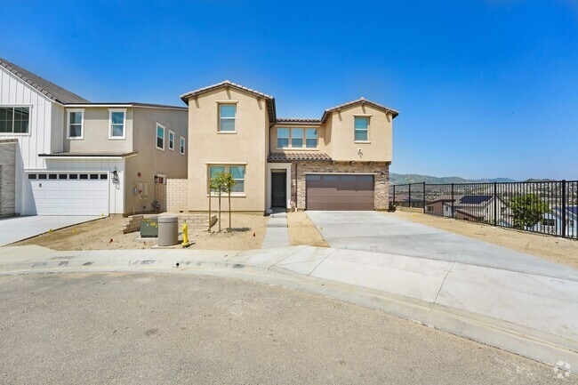 Building Photo - Stunning New Build Home with Breathtaking ...