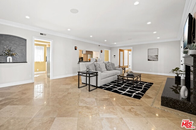 Photo - 2563 Hutton Dr