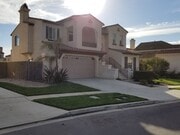 Photo - Stunning Home in Pacific Crest!  This 5 Bedroom 2.5 Bathroom with 2 Living Rooms