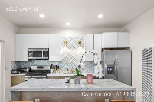 Photo - 5010 Gary St