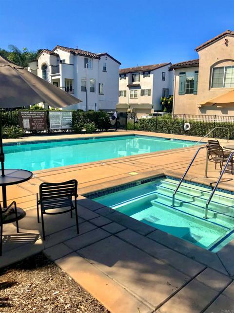 Photo - 3136 Via Puerta Townhome