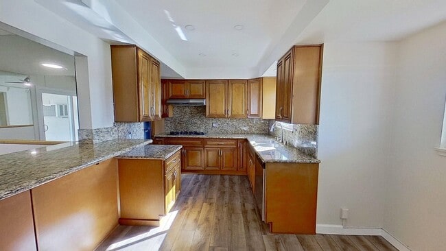 Photo - 1100 S Jefferson Ave