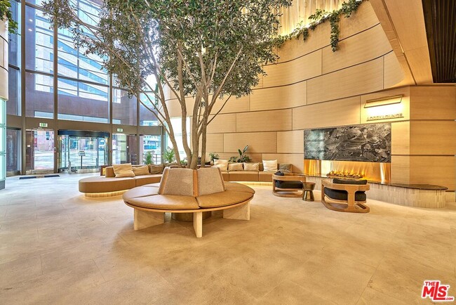 Photo - 1100 Wilshire Blvd Unit 3001