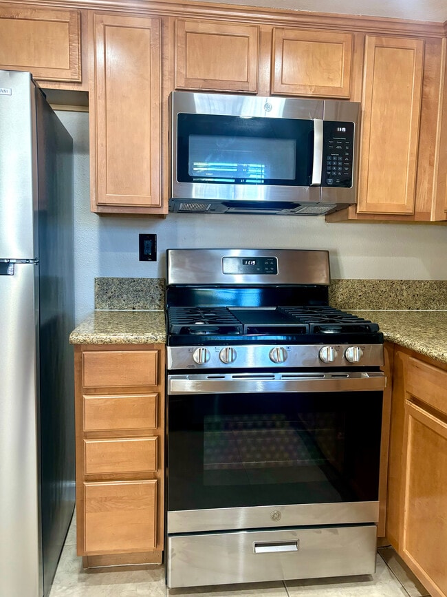 Stove - 1339 Massachusetts Ave Unit 101