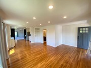 Photo - Unique 4 Bedroom 2 bath Guest Home in Ocea...
